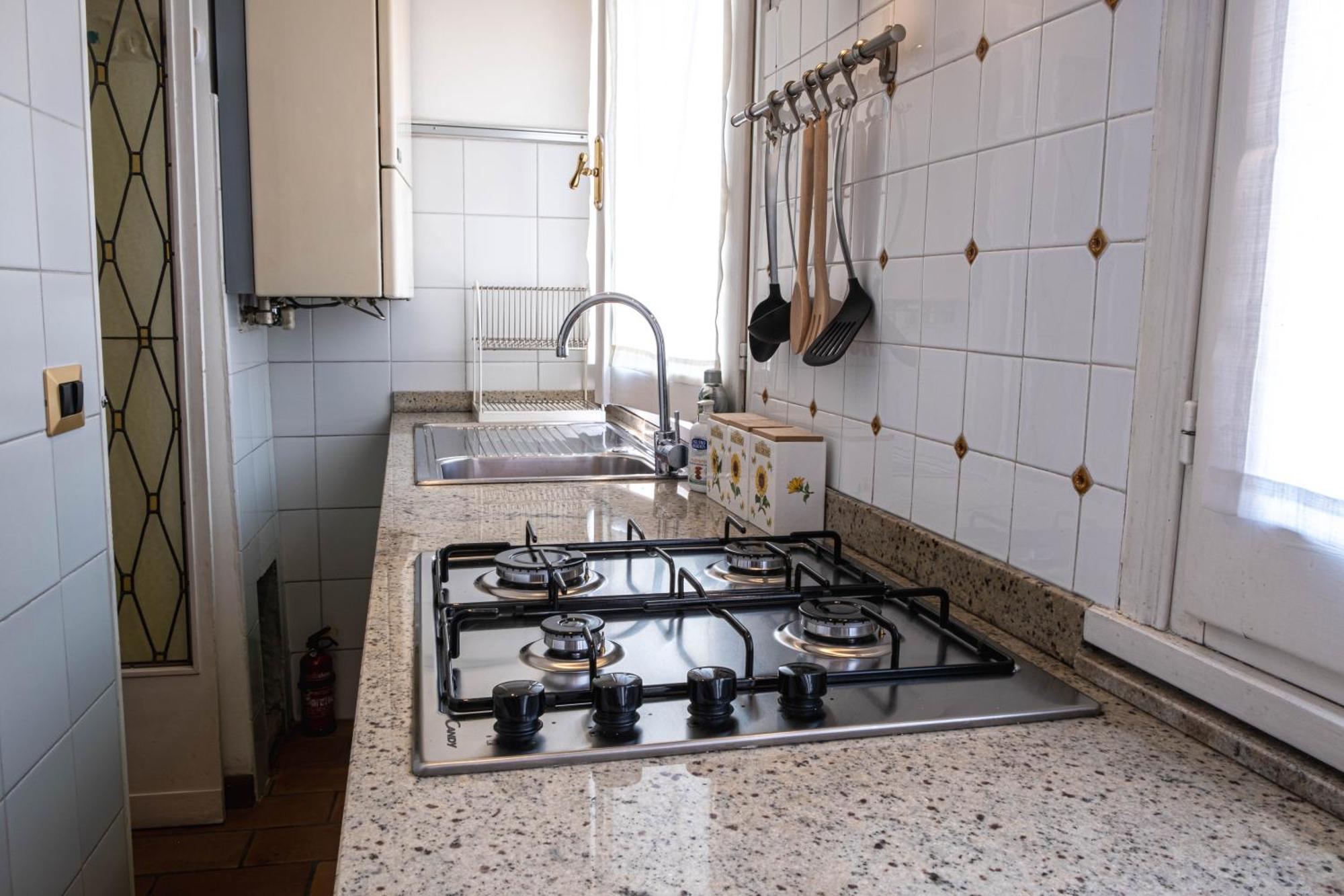 La Casa Di G - A Pochi Passi Dal Colosseo! - Affascinante E Confortevole Oasi Nel Quartiere Monti * Roma